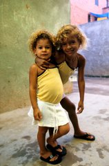 Laura y Gabrielle, Projeto Uere, Rio de Janeiro