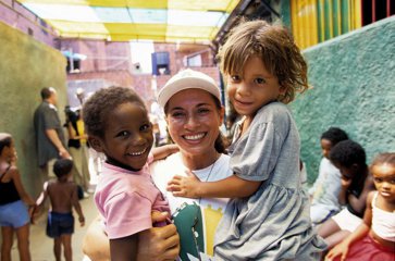 Yvonne Bezerro de Mela, Projeto Uere, Rio de Janeiro